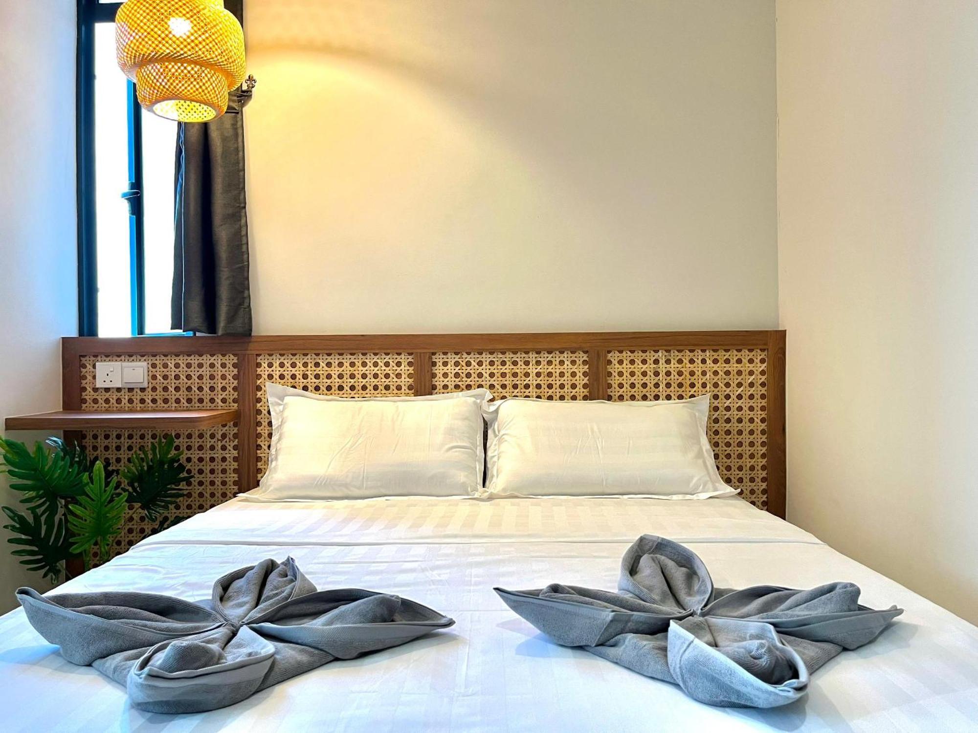 Covesign Suite, The Shore Kota Kinabalu Luaran gambar