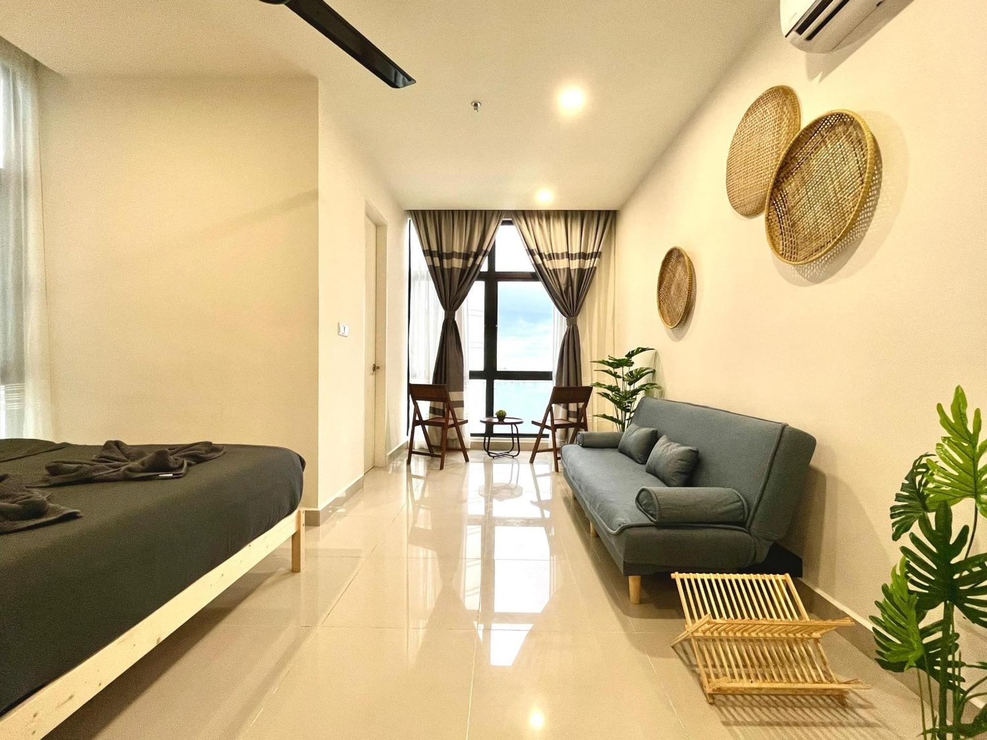 Covesign Suite, The Shore Kota Kinabalu Luaran gambar