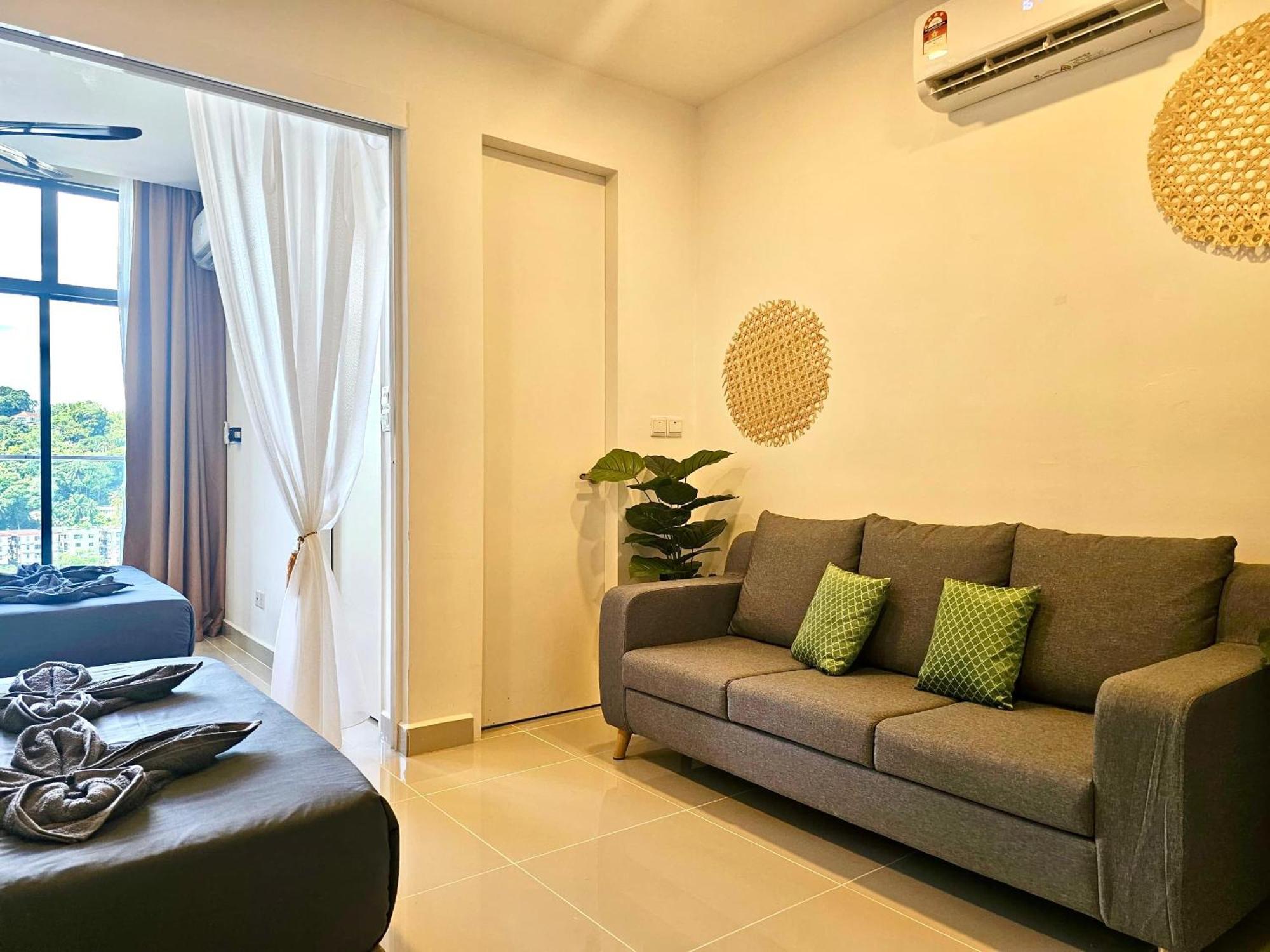 Covesign Suite, The Shore Kota Kinabalu Luaran gambar