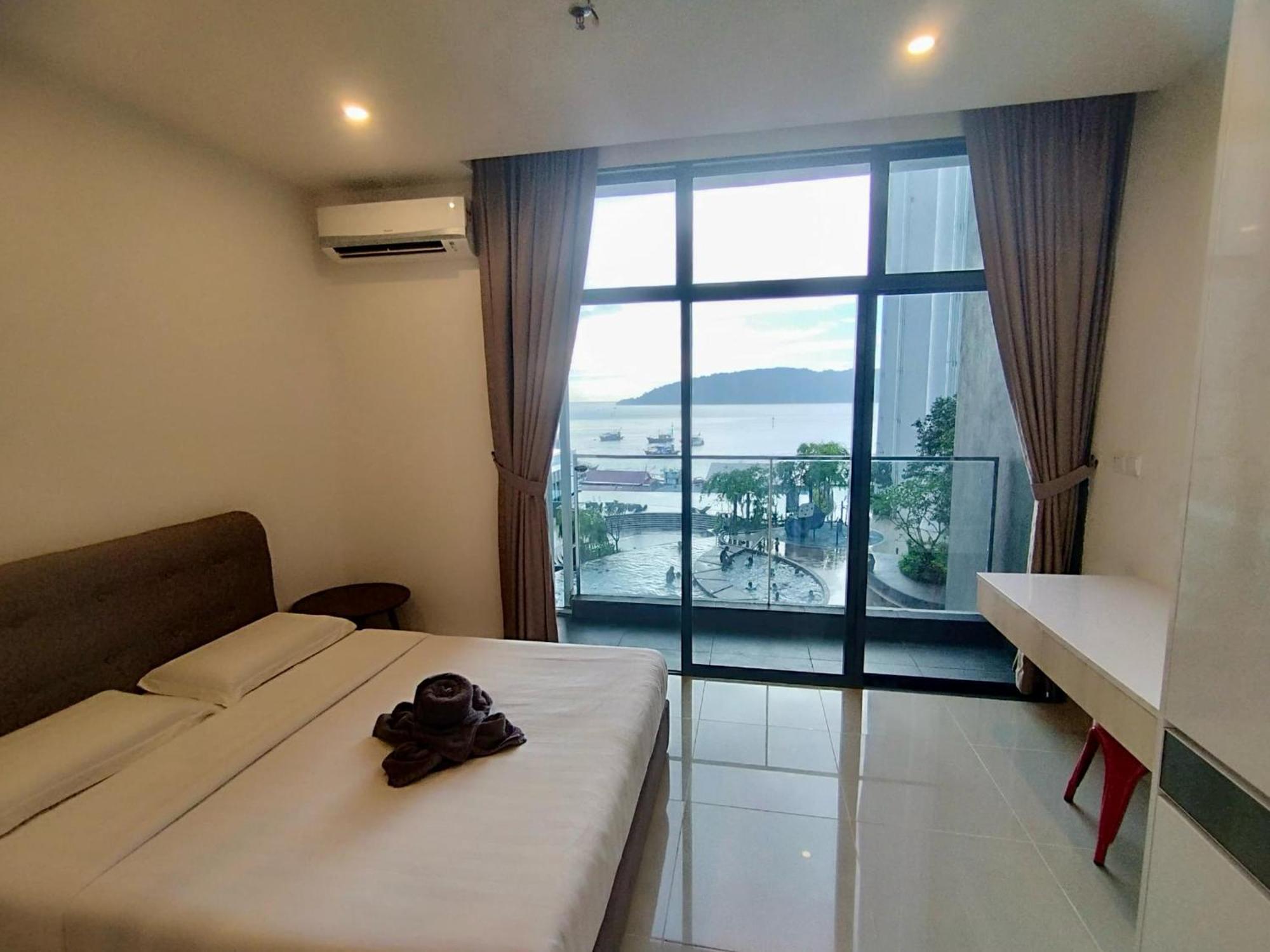Covesign Suite, The Shore Kota Kinabalu Luaran gambar