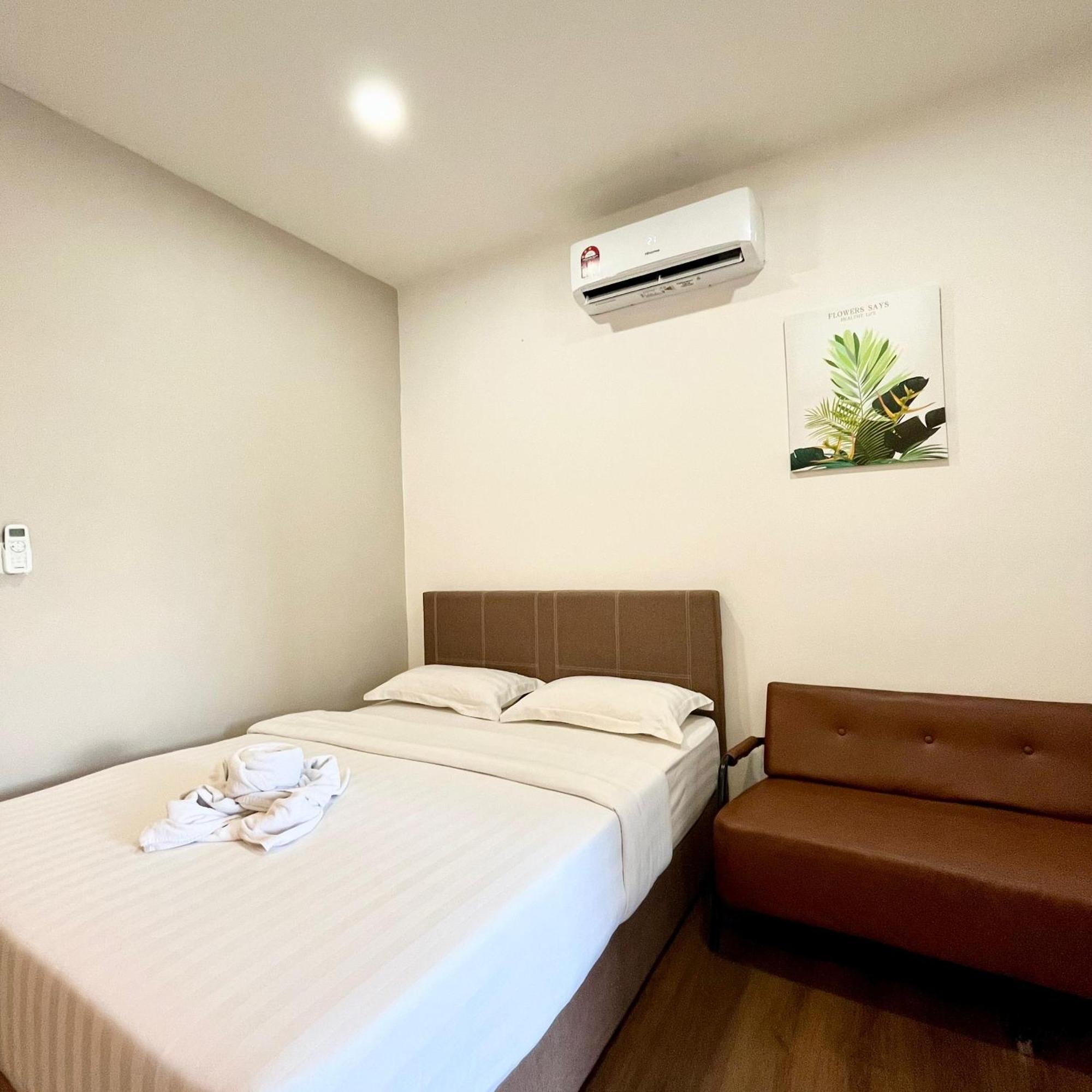 Covesign Suite, The Shore Kota Kinabalu Luaran gambar